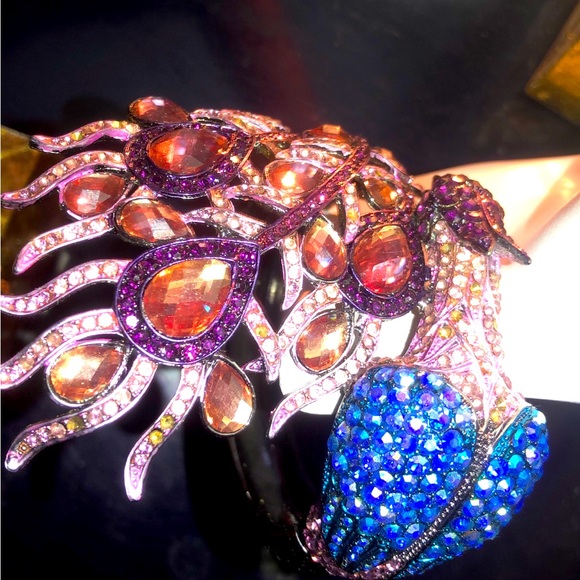 Betsey Johnson Elegant Multicolor Peacock 🦚 Bracelet
